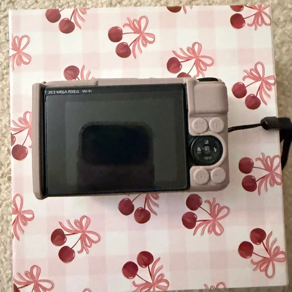 Canon SX740 Camera with Taupe Camera Case with Strap
